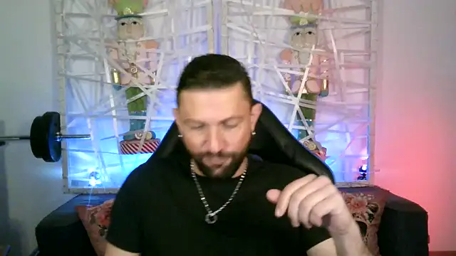 Aaronfire live sex cam