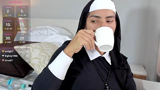 ClaraMariaMon's cam snapshot