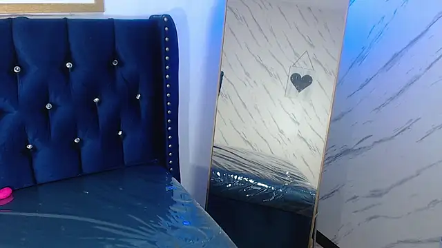 Lola_bunny_v's cam snapshot