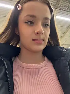 KittyQueeny's cam snapshot