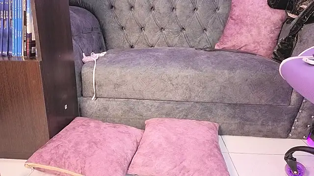 laracollinz's cam snapshot