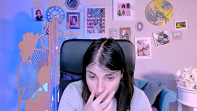 MartaEdams's cam snapshot