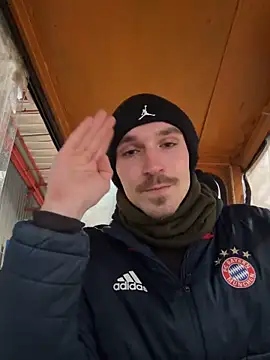 TheMaskShow's cam snapshot