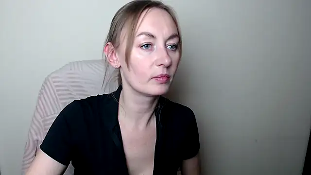 LiaSeass_'s cam snapshot