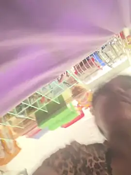 siri_duque's cam snapshot