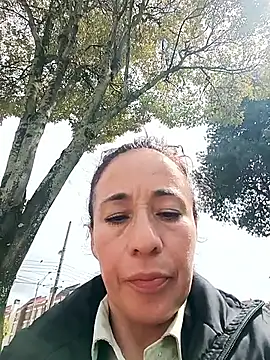 Coeur_de_luxure's cam snapshot