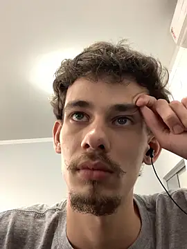 Pytergreensex's cam snapshot