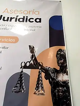 _Sarah-Office1's cam snapshot