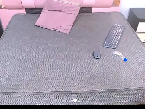 Yander_0's cam snapshot