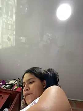 moncerrat_luna's cam snapshot