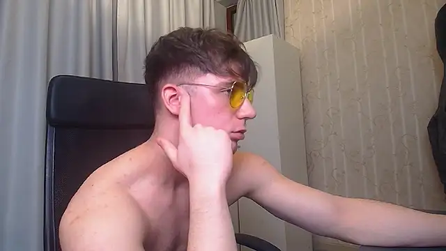 KellenWest's cam snapshot