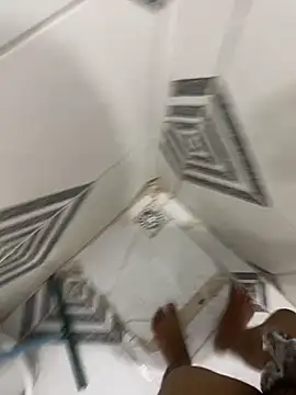 Putinha_anonima live sex cam