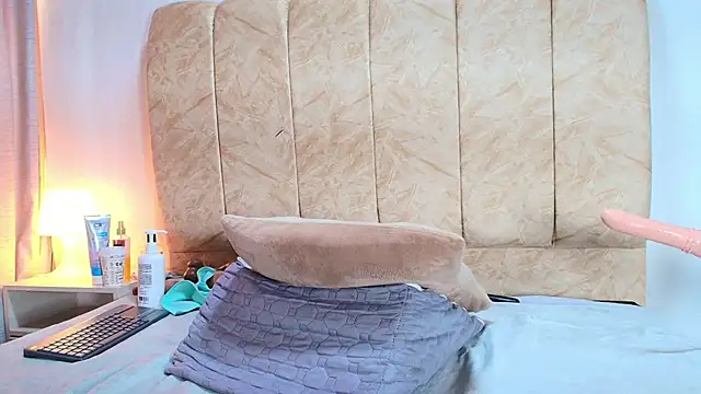 Zoe_Curvy live sex cam