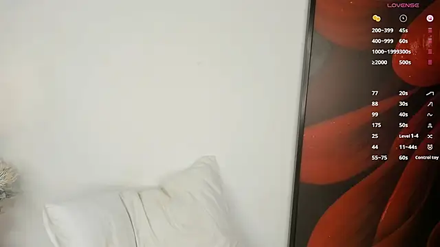 Love_audirs6's cam snapshot