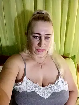 Esenia505's cam snapshot