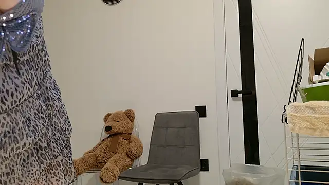 SimaGoldy's cam snapshot