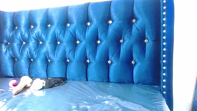 Lola_bunny_v's cam snapshot