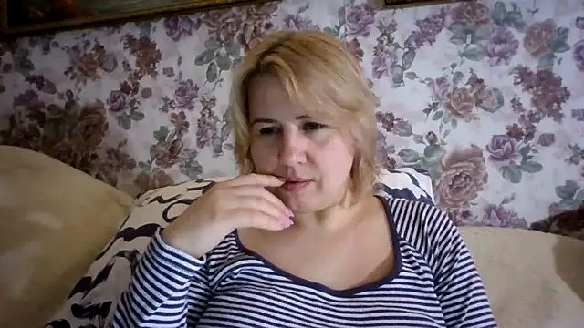 LustyyX's cam snapshot