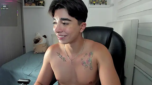 santy7v7 live sex cam