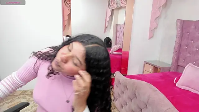 scarlett_19x's cam snapshot