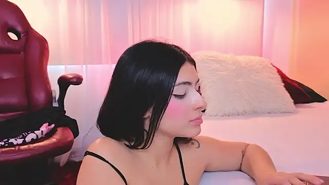 parisblue_'s cam snapshot