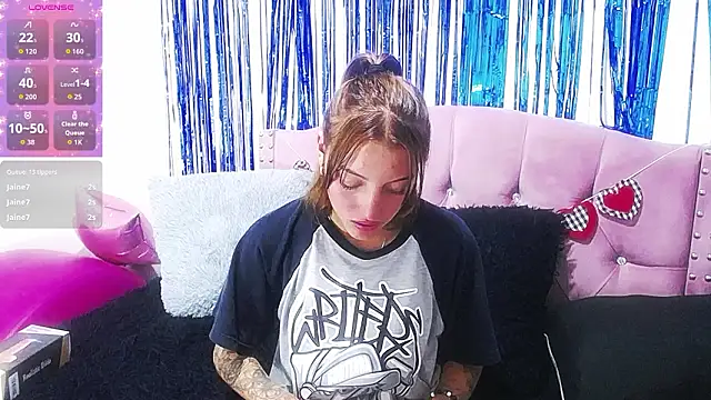 emily_cooper_pym's cam snapshot