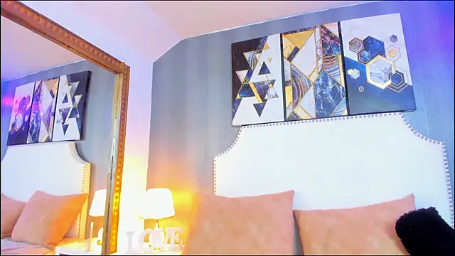 SoeLara22's cam snapshot