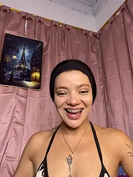 agathamarrshall_'s cam snapshot