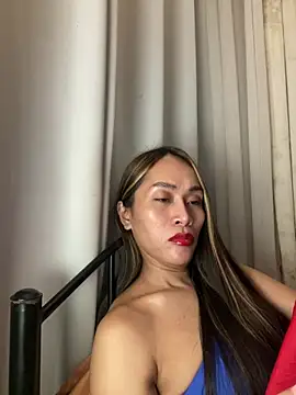 RomanticPearlTS live sex cam