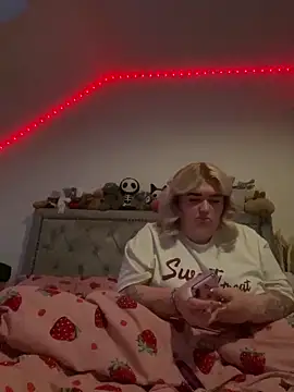 TwoWayT_xx's cam snapshot