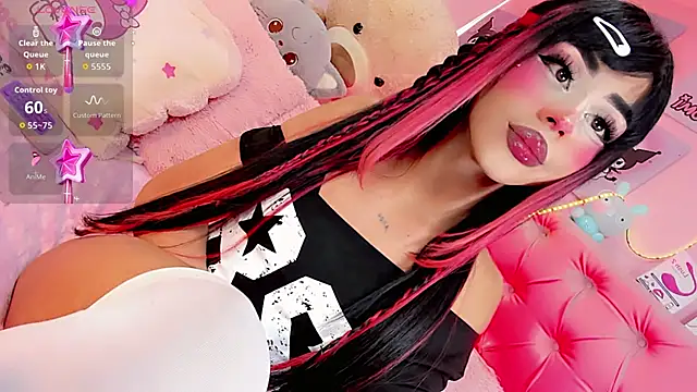 Cute_Roxxy live sex cam