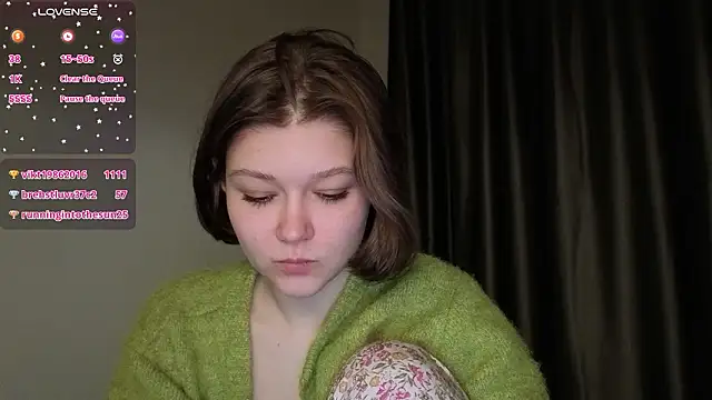 Lady___Bird's cam snapshot