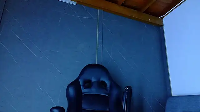 ALANNFERRER live sex cam