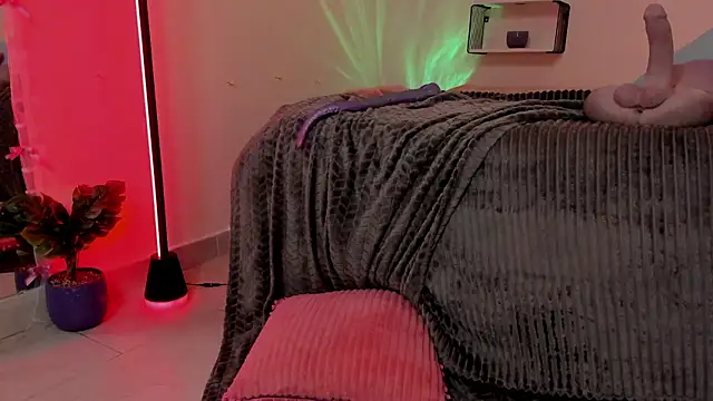 MaveParks_'s cam snapshot