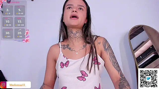 medussa13_'s cam snapshot