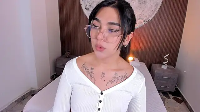 RoseCassie live sex cam