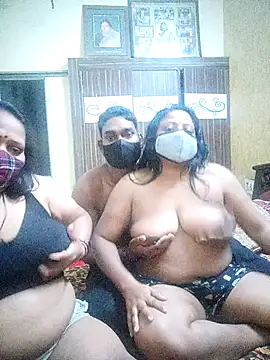 LoveOnStream's cam snapshot