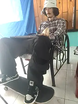 sk8-boy live sex cam