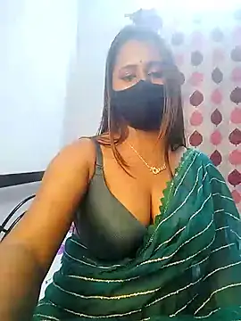 LoveLy-Soneya live sex cam