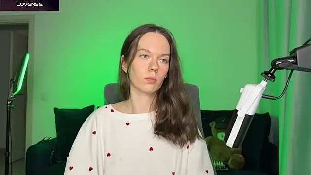 SharkyBaby's cam snapshot