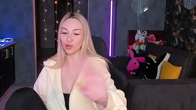 Blckmirrorr live sex cam