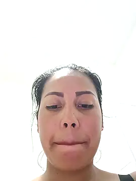 _andrea30 live sex cam