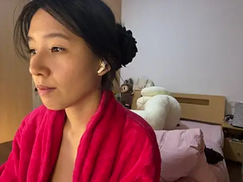 aceekie-nana live sex cam