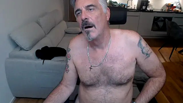 Budapest1958 live sex cam