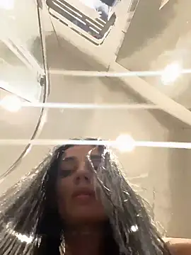 VickyM99 live sex cam