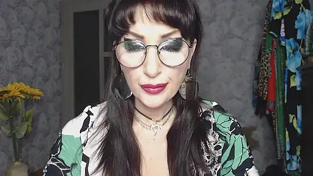 Aziza1's cam snapshot