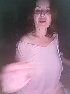 Edelweiss8888's cam snapshot