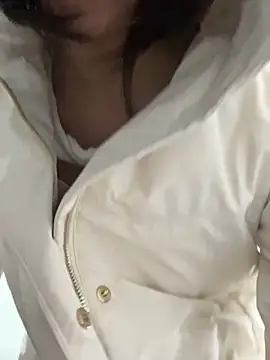 littleqiu9 live sex cam