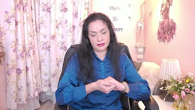 MyLovOne's cam snapshot