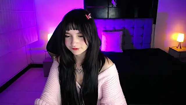 _Charlotte_Collins_'s cam snapshot